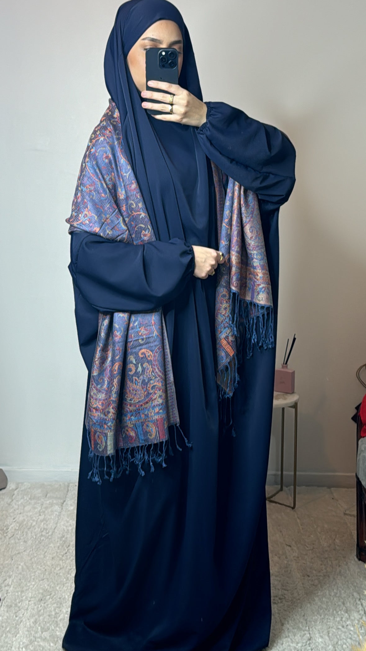 Jilbeb une pièce